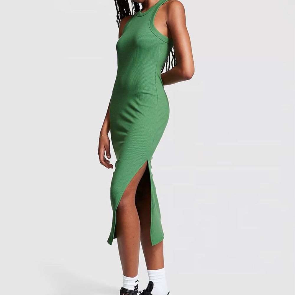 Victoria's Secret - Pink - Sexy, sleeveless T-Shirt Dress in Green